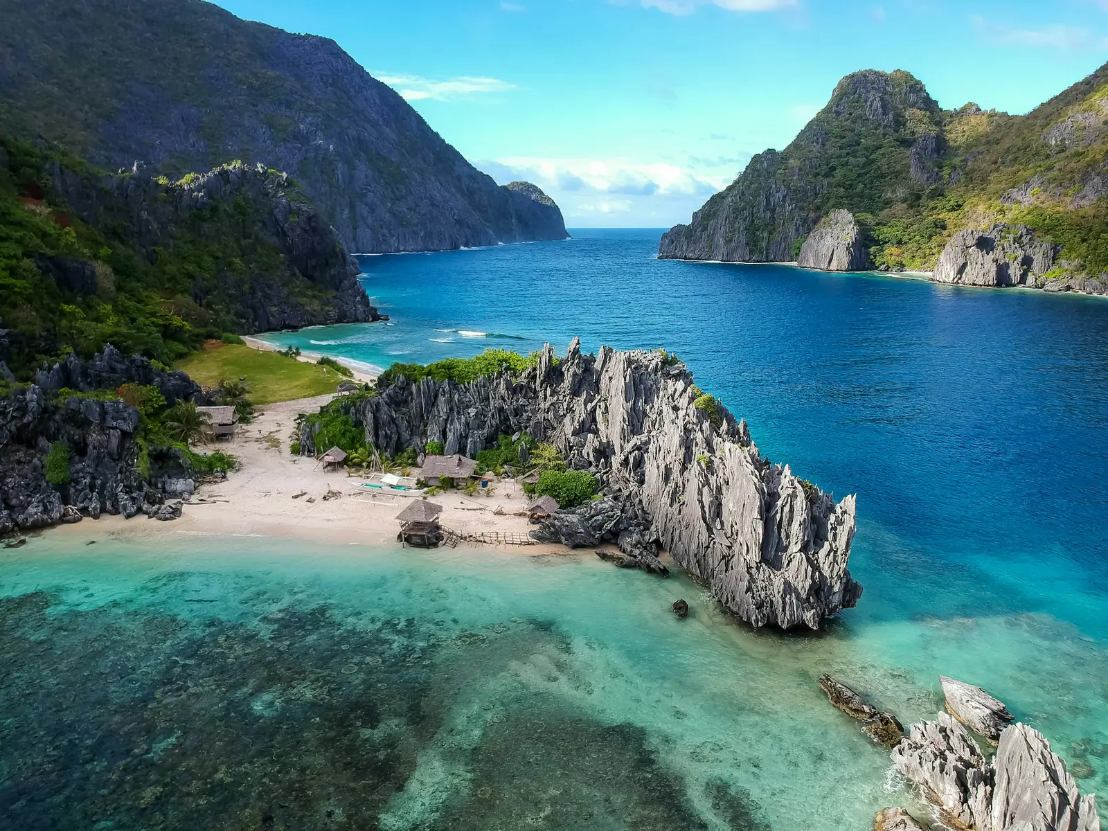 A bright Philippine beach
